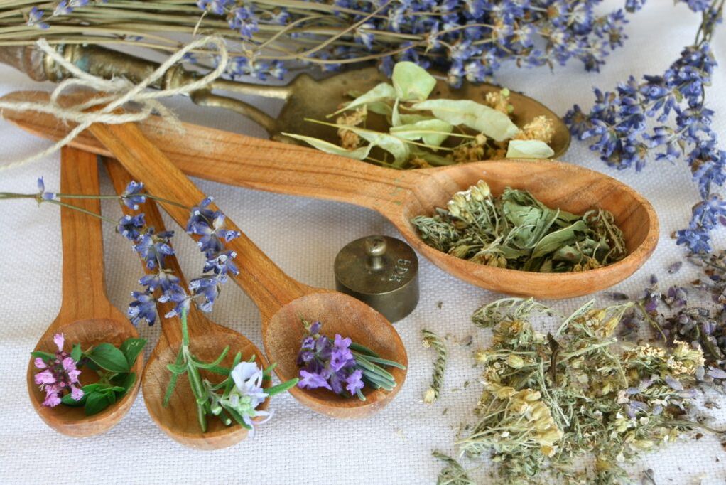 Za liječenje torakalne osteohondroze može se koristiti tradicionalna medicina.